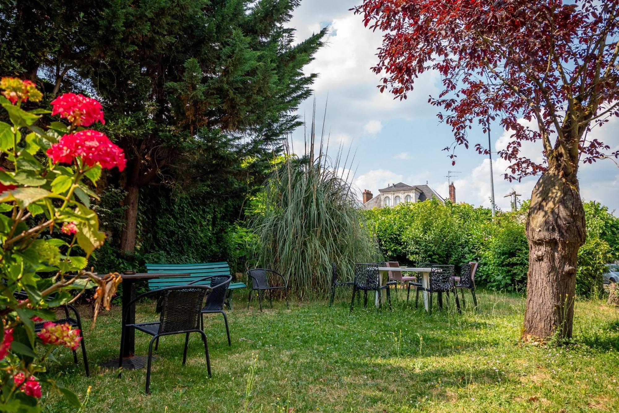 Hotellerie De Charme Le Relais Cicero Hotel-Jardin-Calme-Verdure-Centre La Flèche Esterno foto
