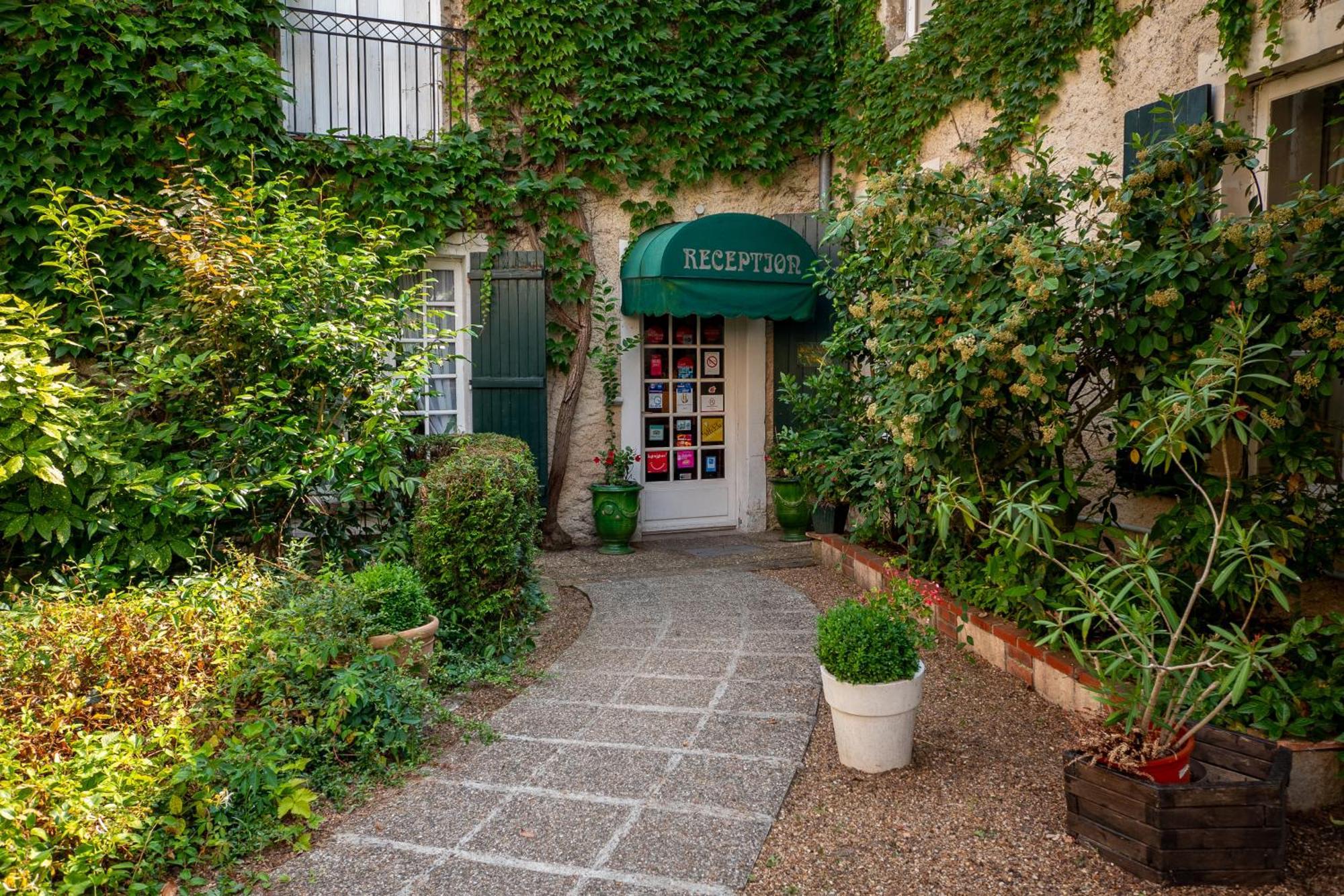Hotellerie De Charme Le Relais Cicero Hotel-Jardin-Calme-Verdure-Centre La Flèche Esterno foto